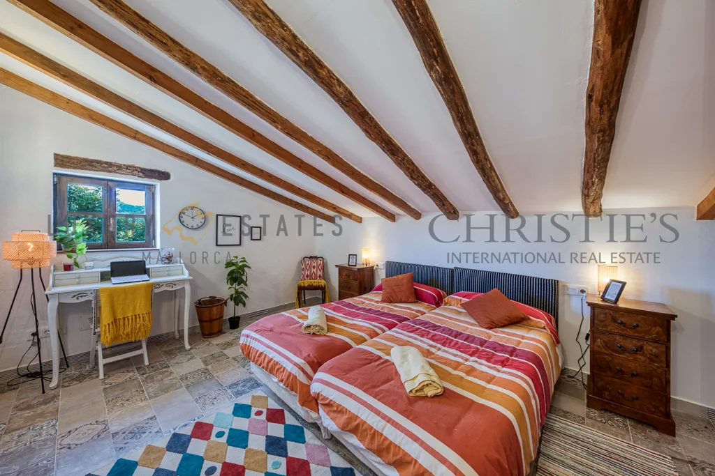 Chambres - Historic Finca with Pool in S'Arracó, Mallorca
