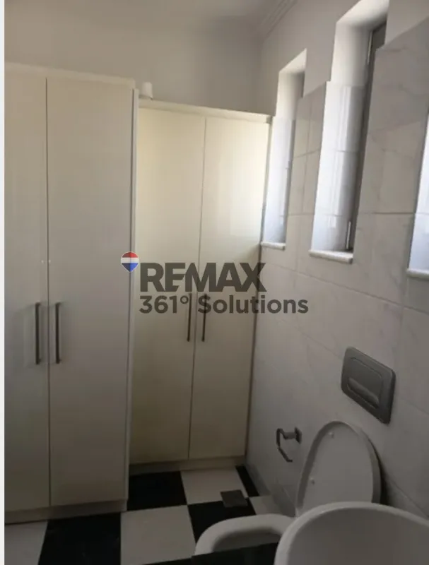 Bathrooms - Apartment with Sea View in Drapetsona