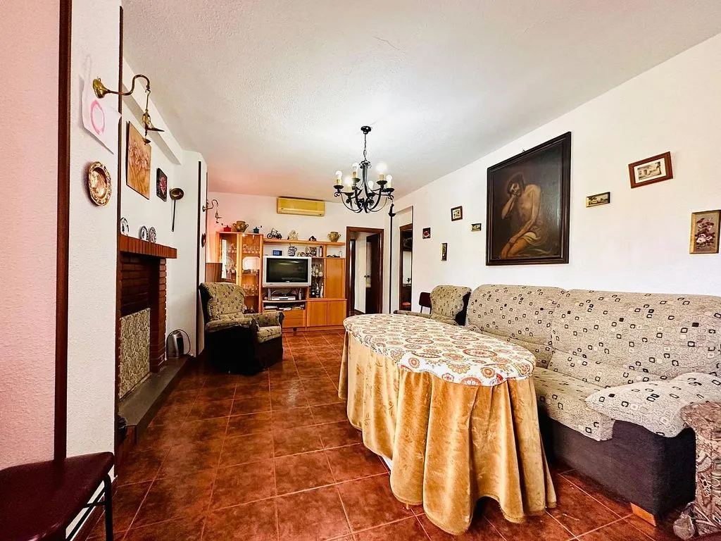 Salle à manger - Rural Cortijo with Pool near Loja