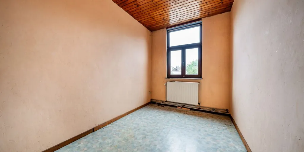 Toad - Mixed-Use Property with Garden in Herstal