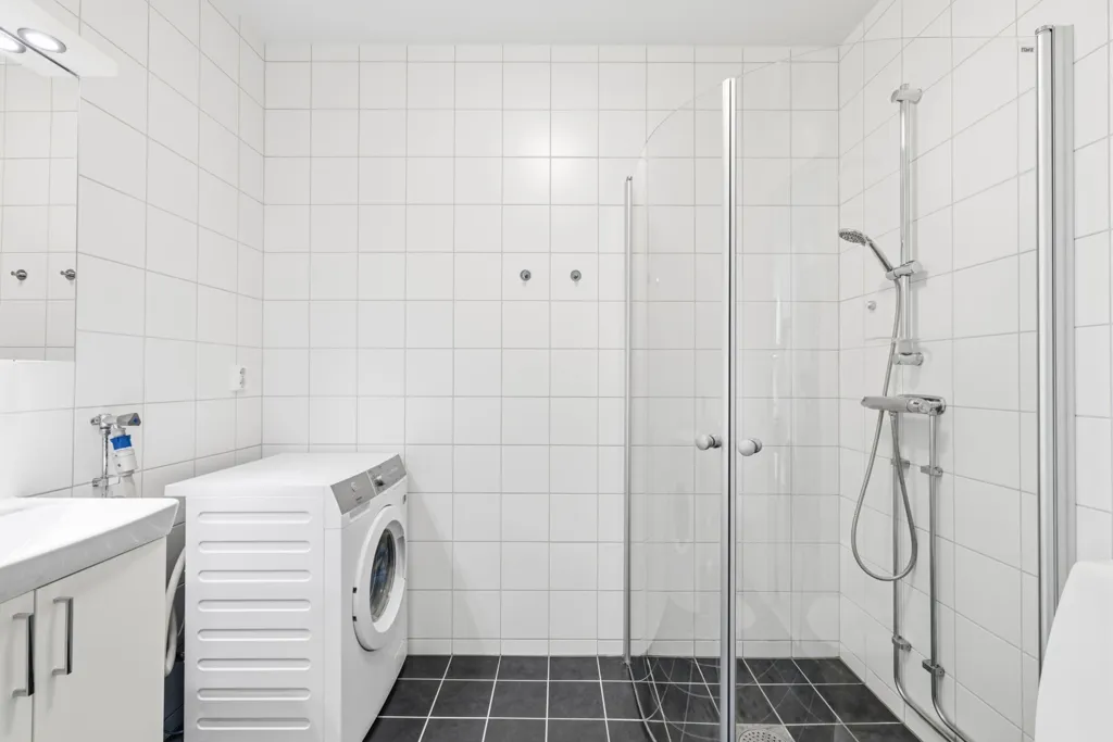 Bagni - Modern Studio with Balcony in Jönköping