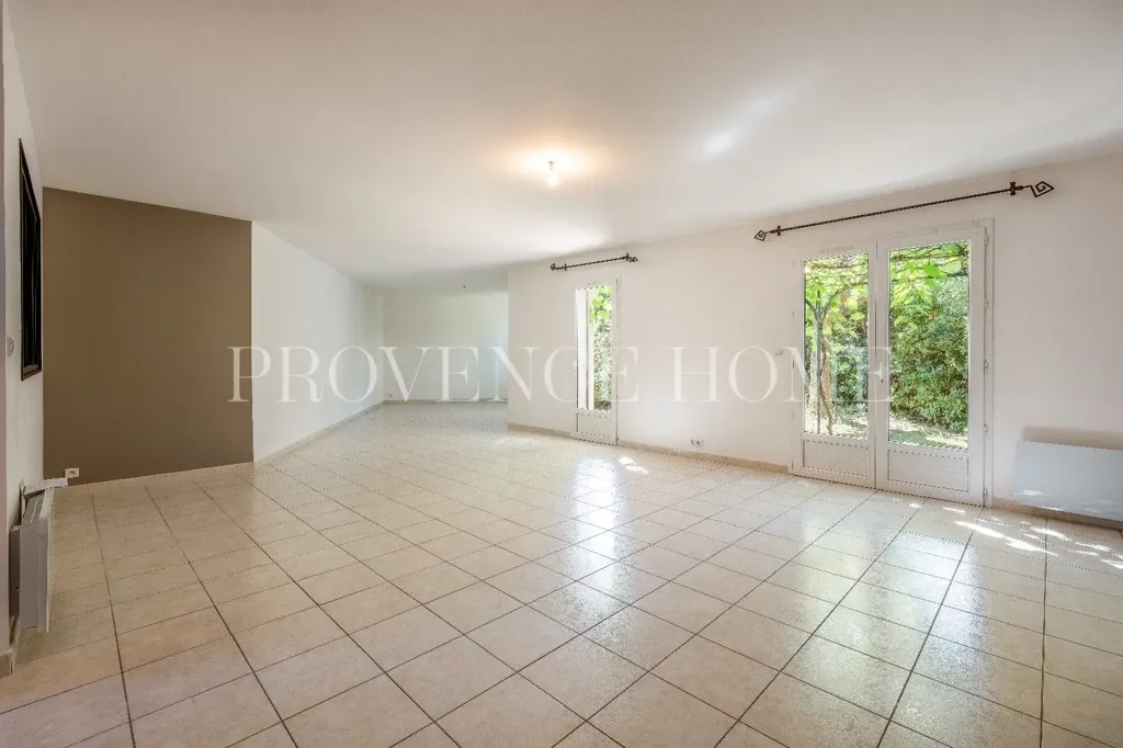 Living Room - Charming 4-Piece House with Pool in Lagnes