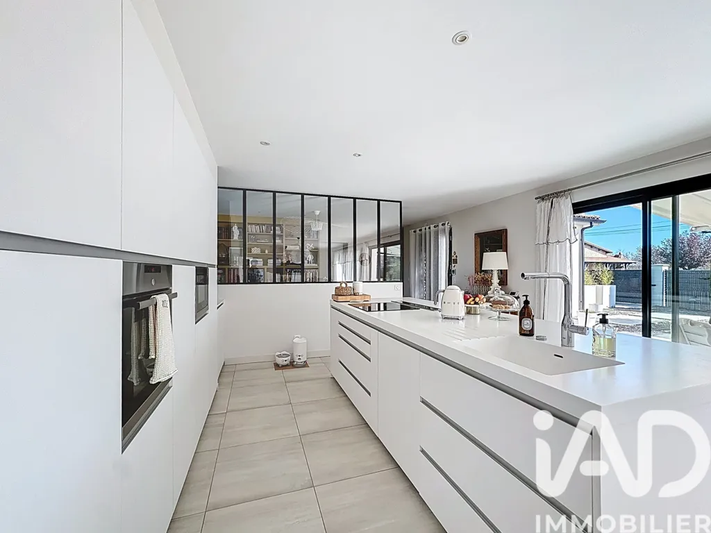 Köök - Contemporary Villa with Pool in Aussonne