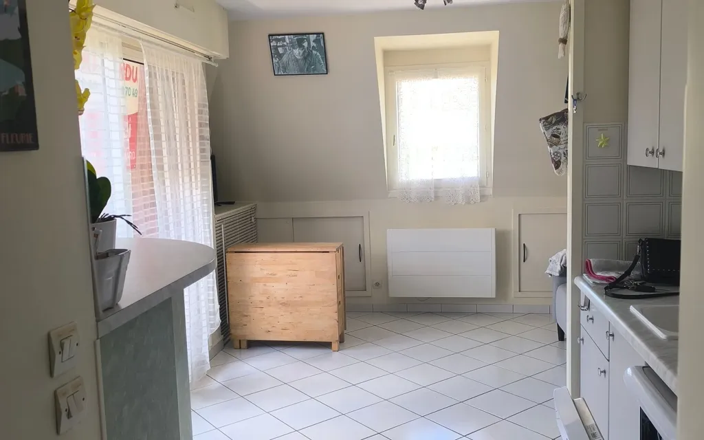 Cuisine - Appartement T-3 Meublé avec Balcon à Houlgate