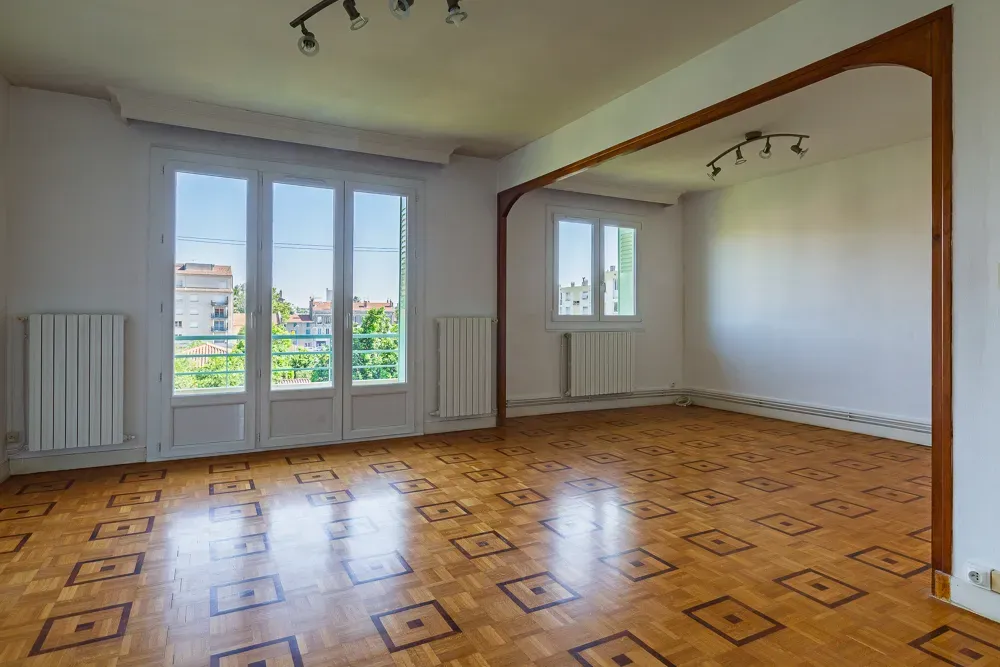 Pièces - Appartement 4 Pièces avec Balcon à Valence