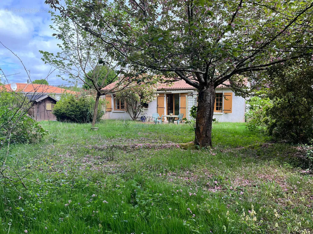 5-toaline maja asukohas Vaux-Sur-Mer
