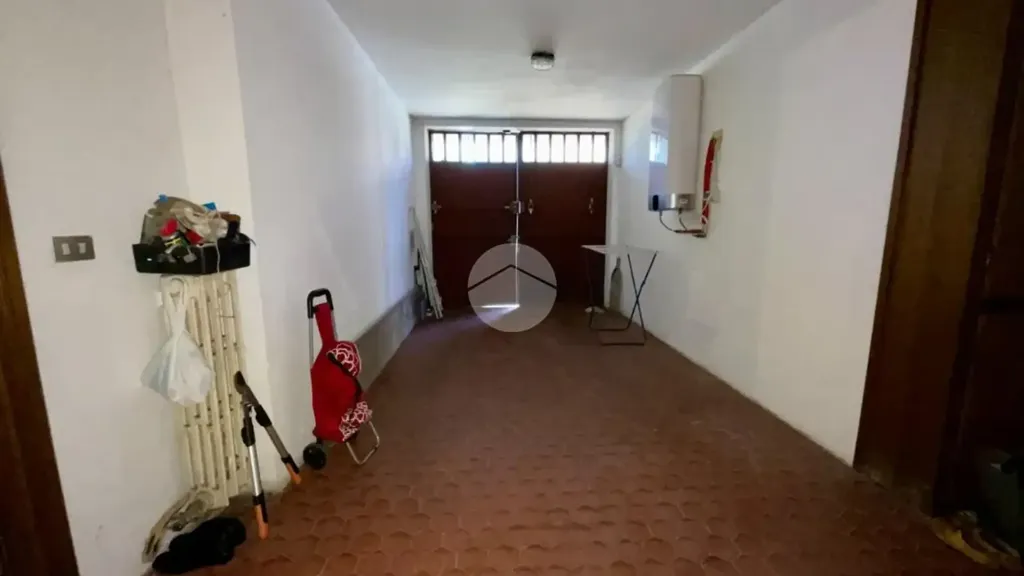 hallway_entrance