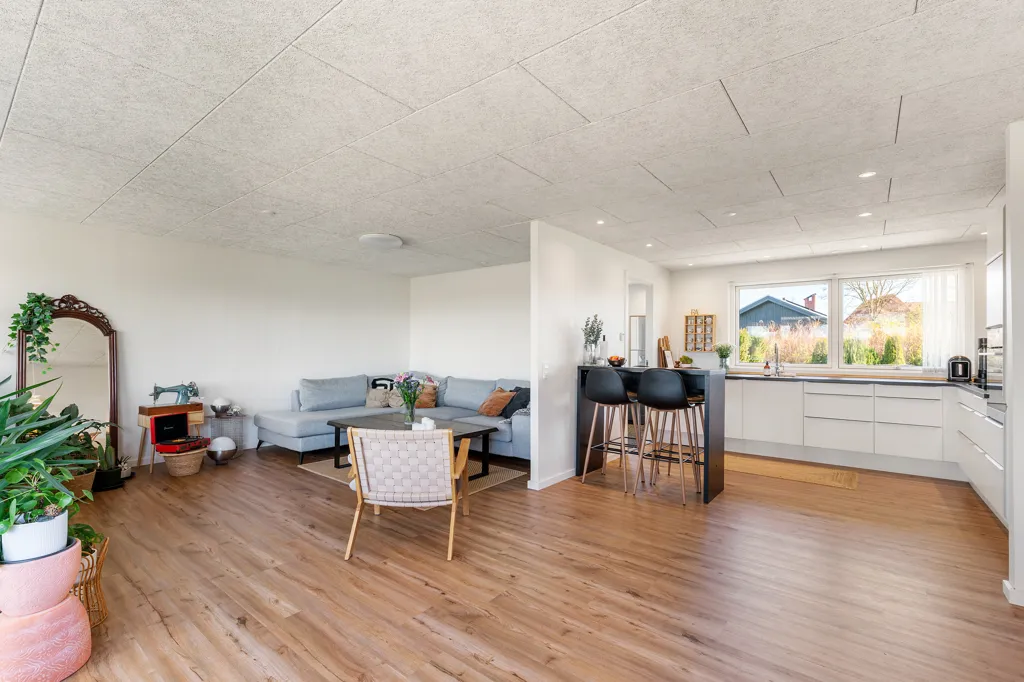 Séjour - Maison 5 pièces à Langå