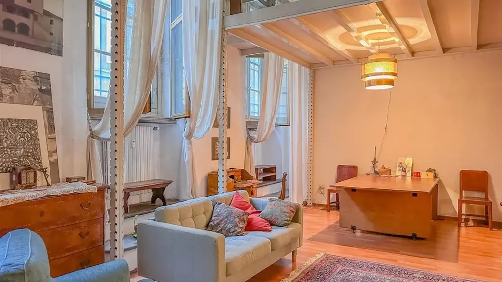 Séjour - Loft with High Ceilings in Florence
