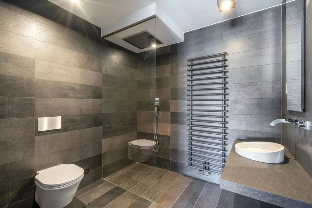 Salles de bain - Villa Luxueuse avec Piscine à Bereldange