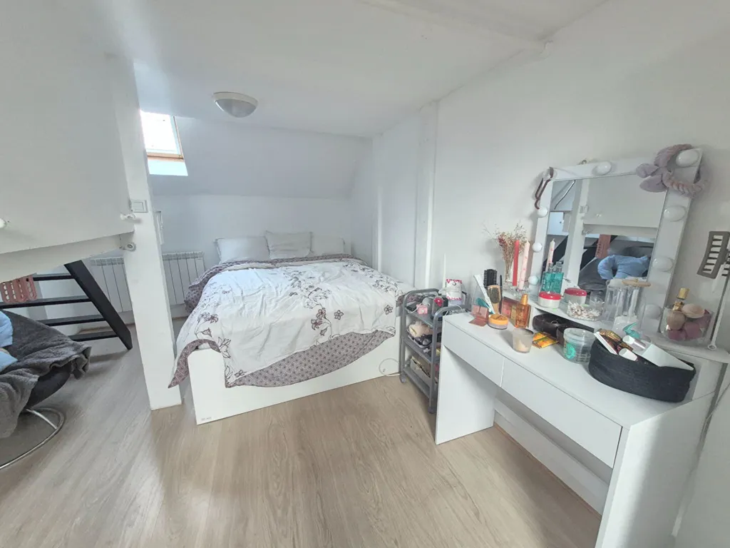 Chambres - Maison Individuelle avec Jardin à Rieulay