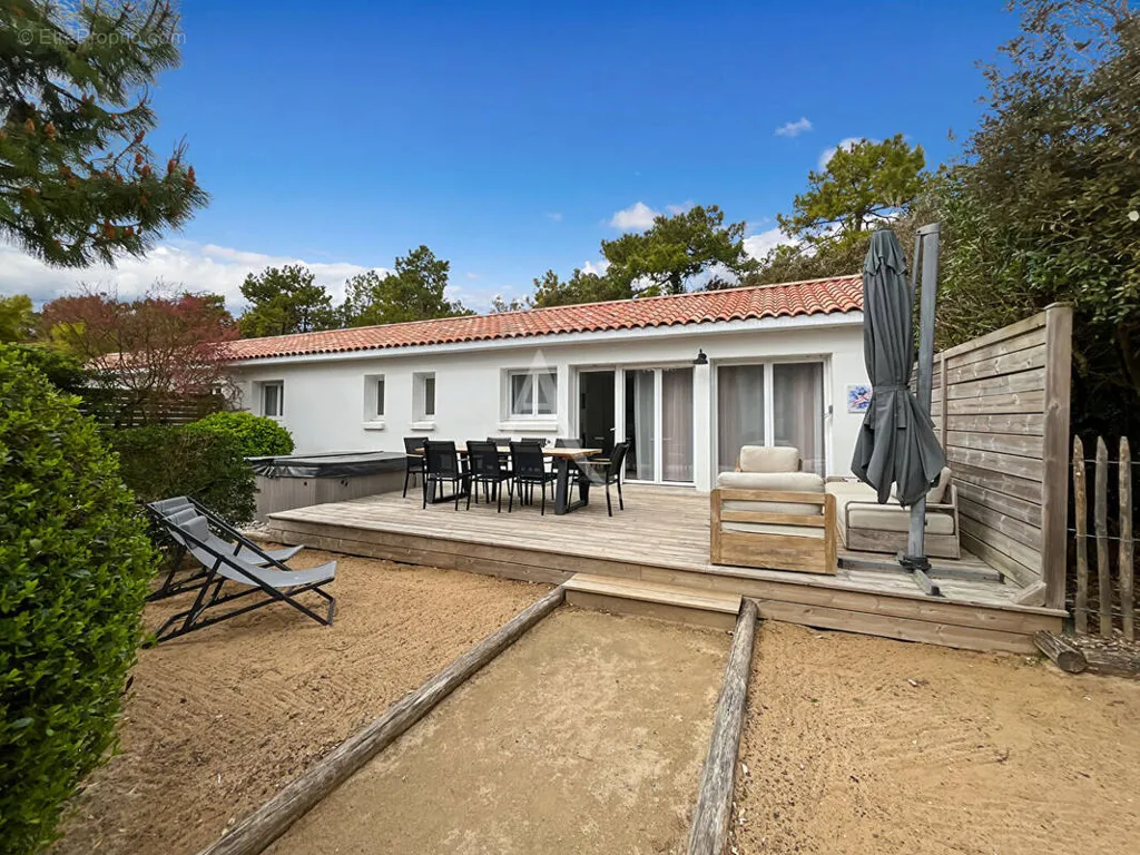 Terrass - Renovated House with Spa near Forest and Beach