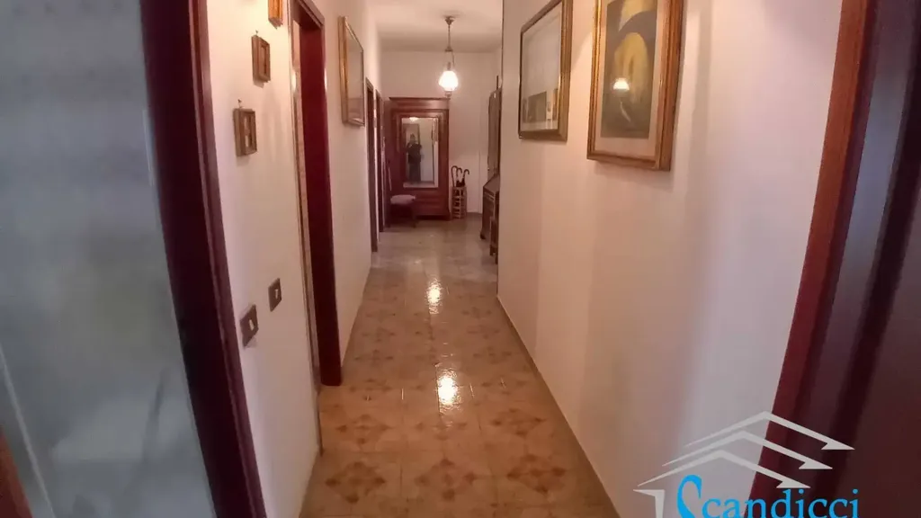 Ingresso - Bright Apartment with Balcony in Florence