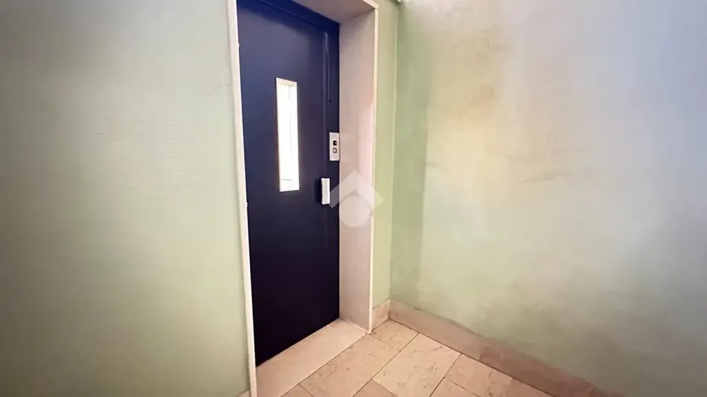 Esik - Panoramic Triplex in Verona Centre