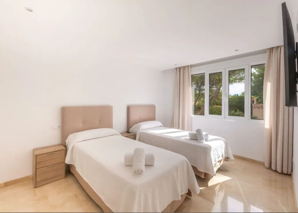 Chambres - Finca with Pool and Views in S'Aranjassa