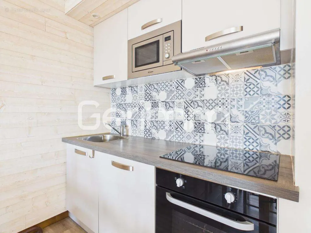 Cuisine - Appartement en rez-de-chaussée avec terrasse à Chamrousse