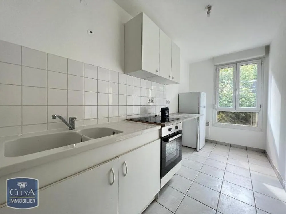 Cuisine - Appartement 3 Pièces avec Ascenseur à Saint-Avold