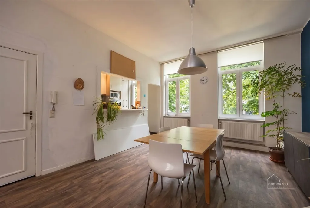 Sala da pranzo - Ready-to-Move 2-Bedroom Apartment in Central Antwerp