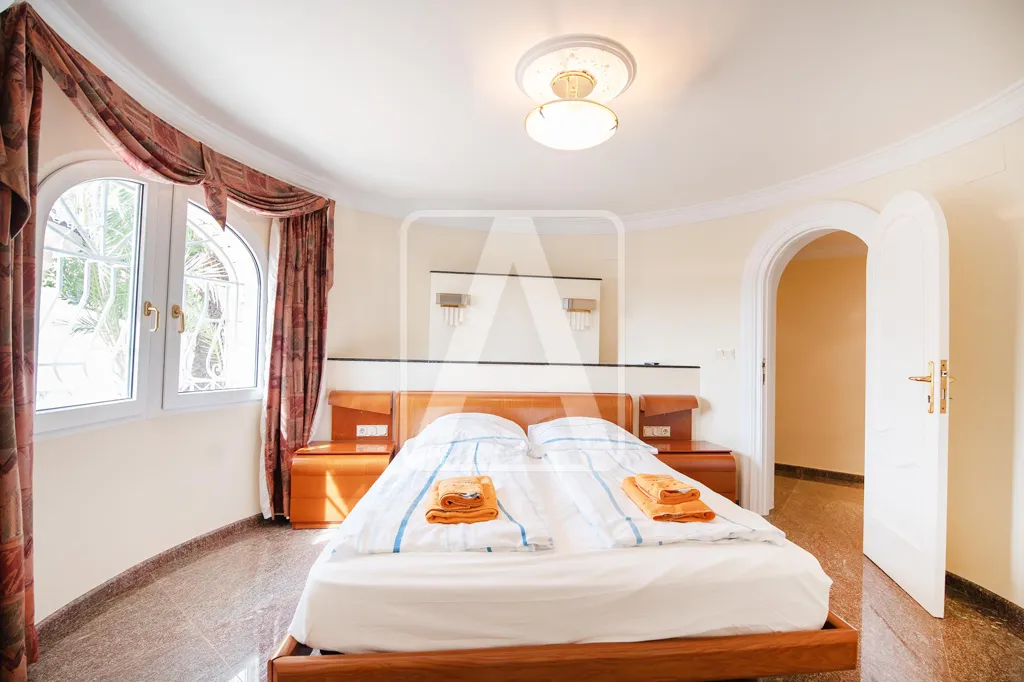 Chambres - Luxury Villa with Sea Views in Benissa