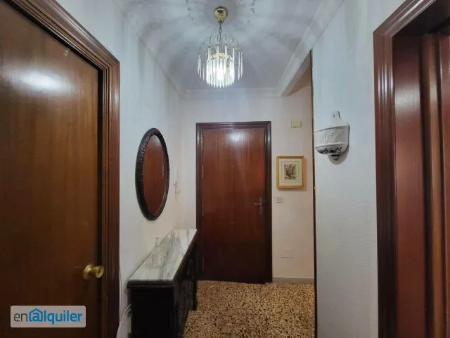 Entrée - Student Flat with Balcony in Almeria