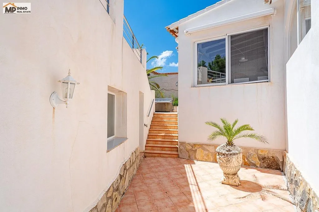 Aed - Chalet with Pool and Terrace in Playa Fossa