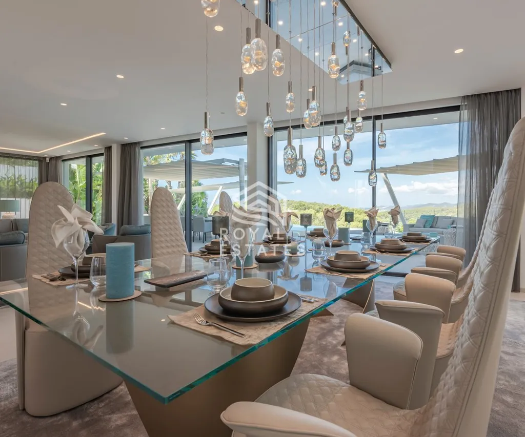 9 magamistoaga maja asukohas Santa Eularia des Riu