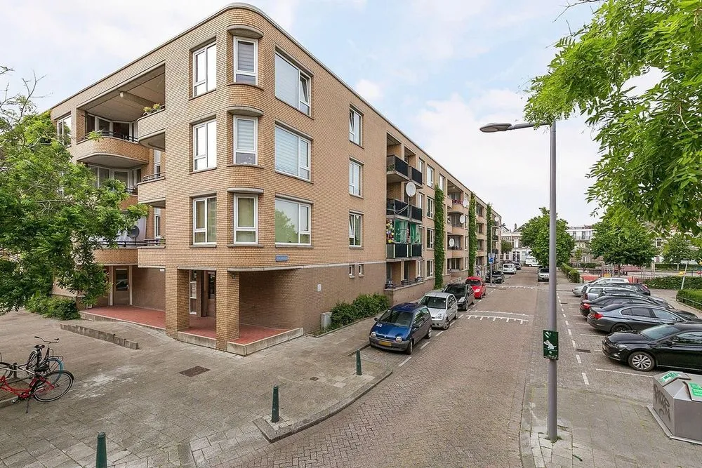 3-toaline korter asukohas Rotterdam