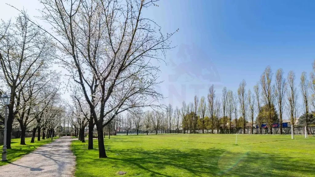 Duplex in Exclusive Residence, Castegnato