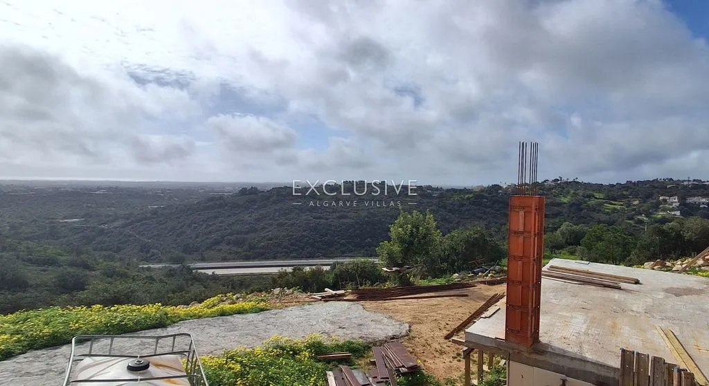 Aed - Contemporary Villa with Pool in Loulé