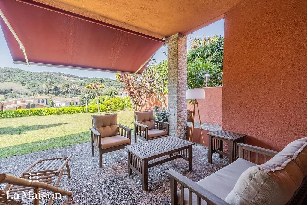 Terrace - Luxury House with Pool in Arenys de Munt