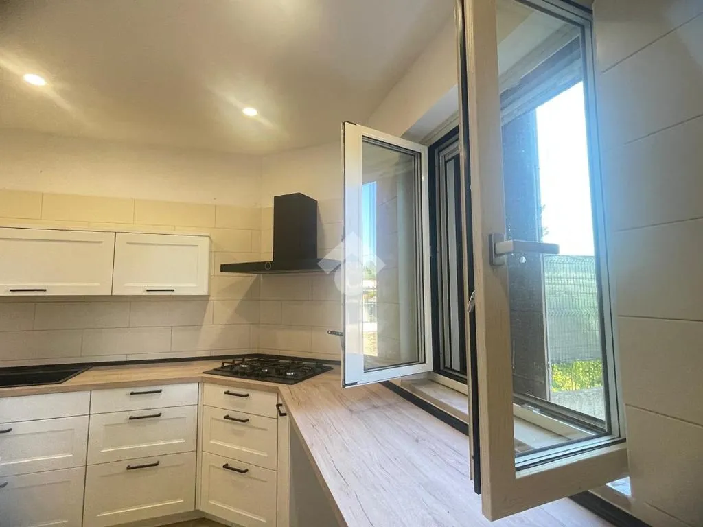 Cucina - Casa indipendente con terrazzo panoramico a San Nicola Manfredi