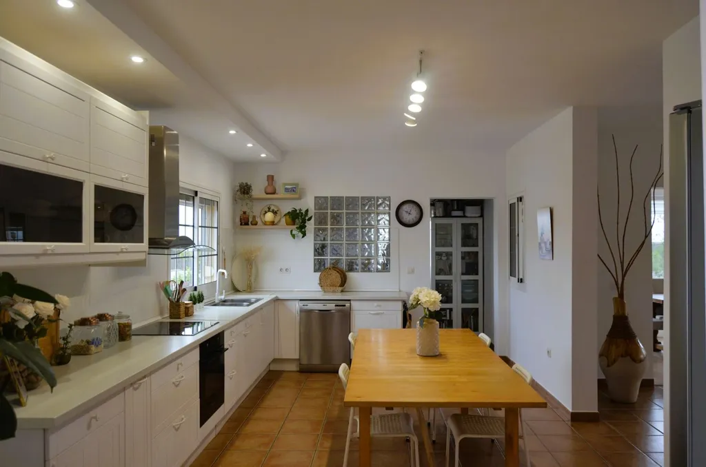 Köök - Independent Chalet with Pool in La Oliva