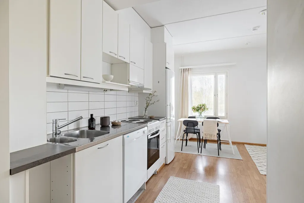 Cuisine - Apartment with Balcony and Sauna in Kaakkuri