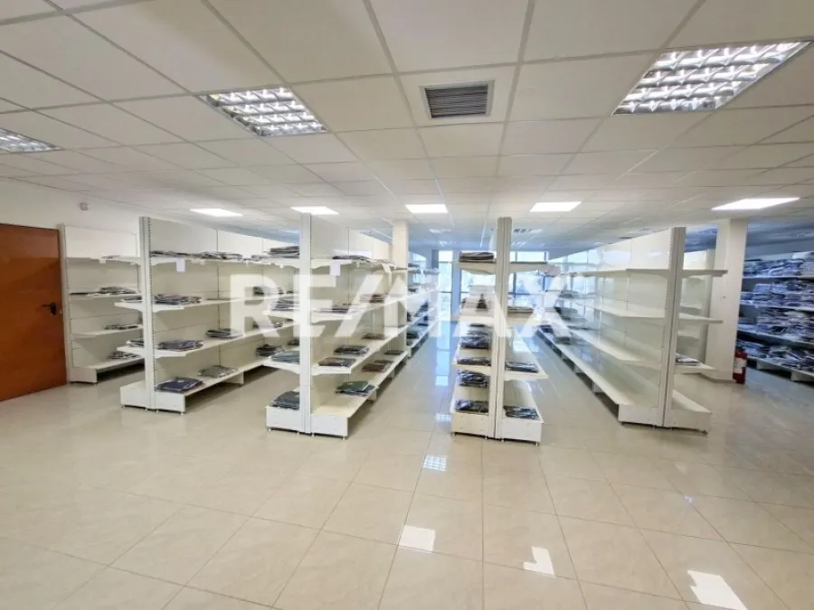 Pièces - Office Space with Sea View in Thessaloniki