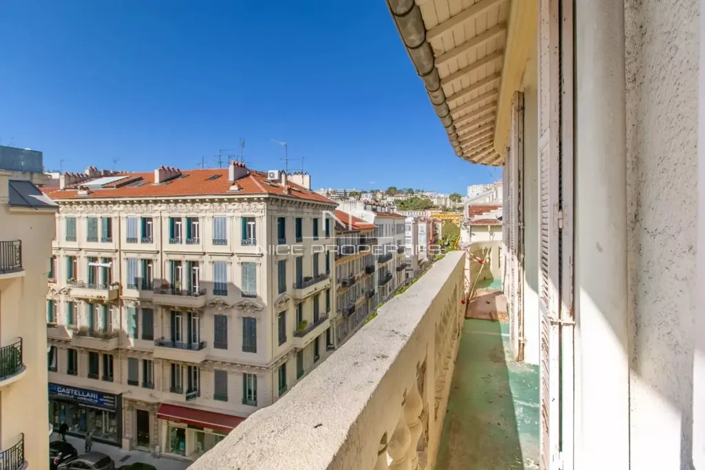 Rõdu - Luxury Flat with Balcony in Nice Centre