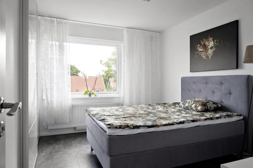 Camere da letto - Modern Flat with West-Facing Balcony on Kärrets väg