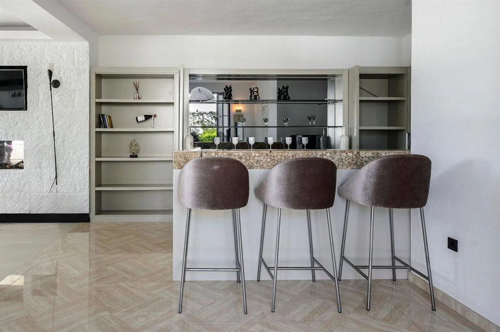 Cuisine - Luxury Villa with Panoramic Views in Can Furnet