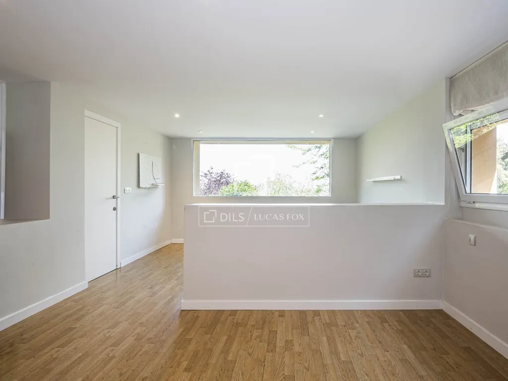 Pièces - Luxury Villa with Pool in Sant Cugat