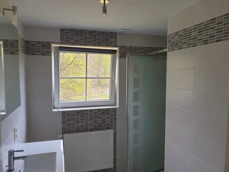 Salles de bain - Condo Étudiant avec Jardin près de LLN