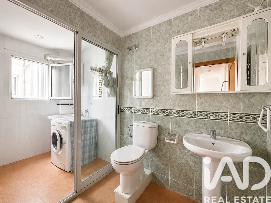 Vannitoad - Spacious Flat with Garage in Abarán