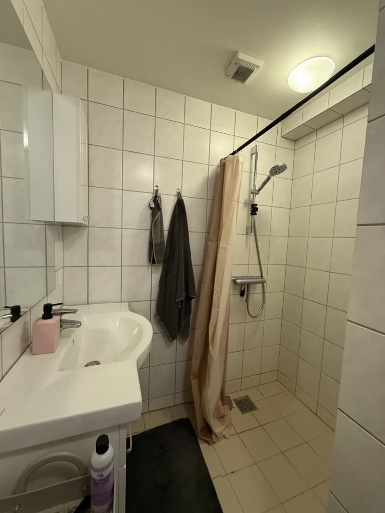 Salles de bain - Two-Bedroom Flat with Balcony in Herning