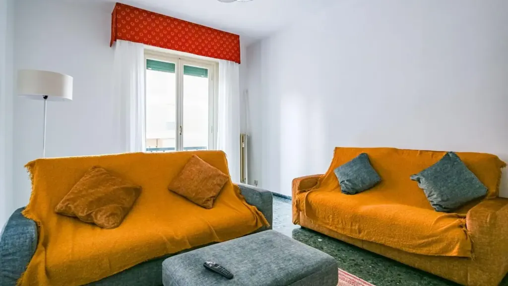 Séjour - Rented Apartment with Balcony in Pisa