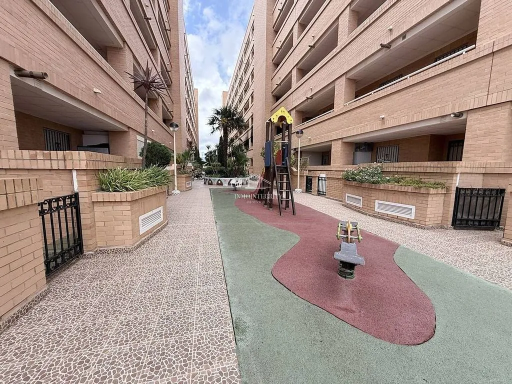 Jardin - Apartment with Pool and Garage in Cabanes