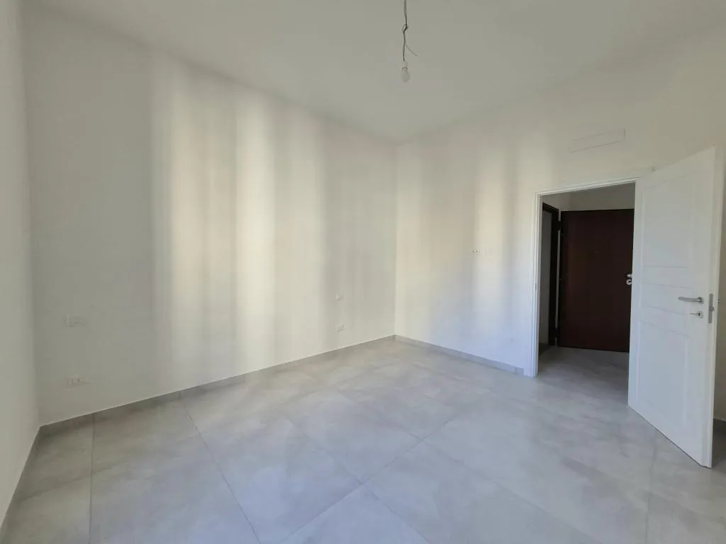 Rusticated Apartment with Terrace in Florence