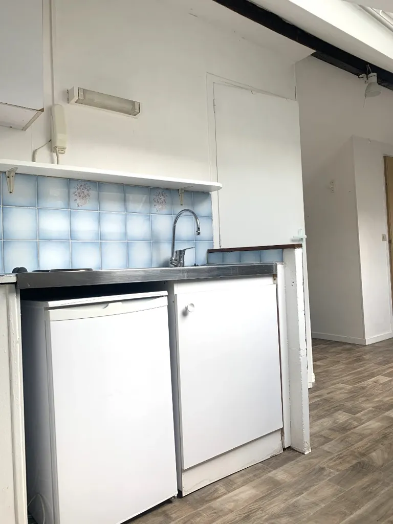 Köök - Studio Apartment with Mezzanine in Lille
