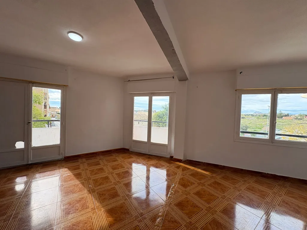 Elutuba - Second-Hand Flat in Mutxamel Centre