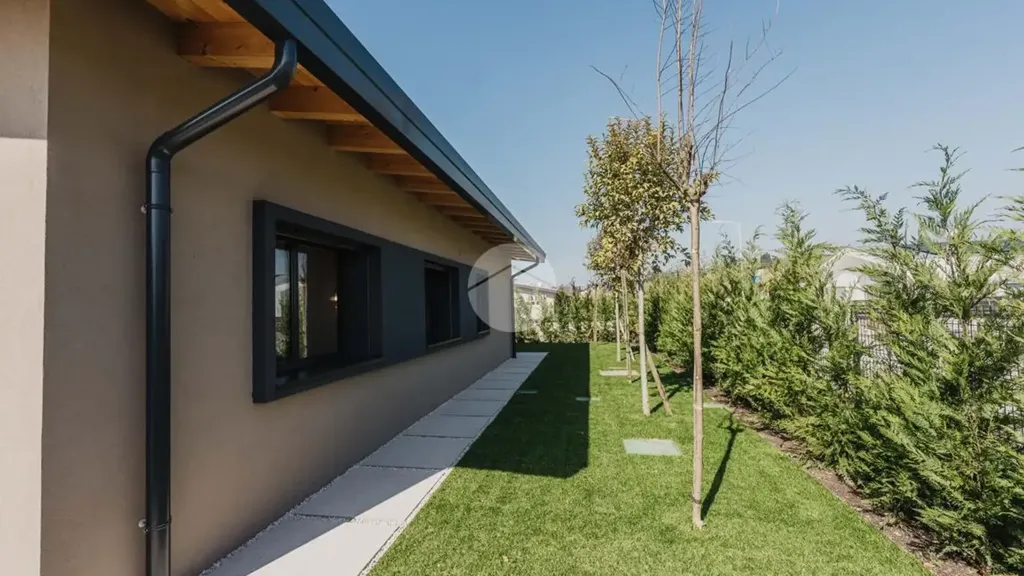 Aed - Minimalist Villa with Pool in Lazise