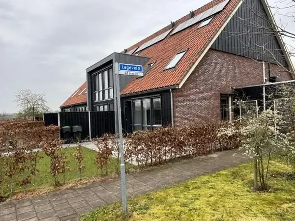 Välivaade - Corner House with Garden in Ermelo