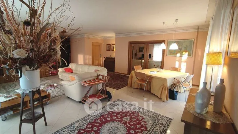 Salón - Villa with Lake View in Verbania