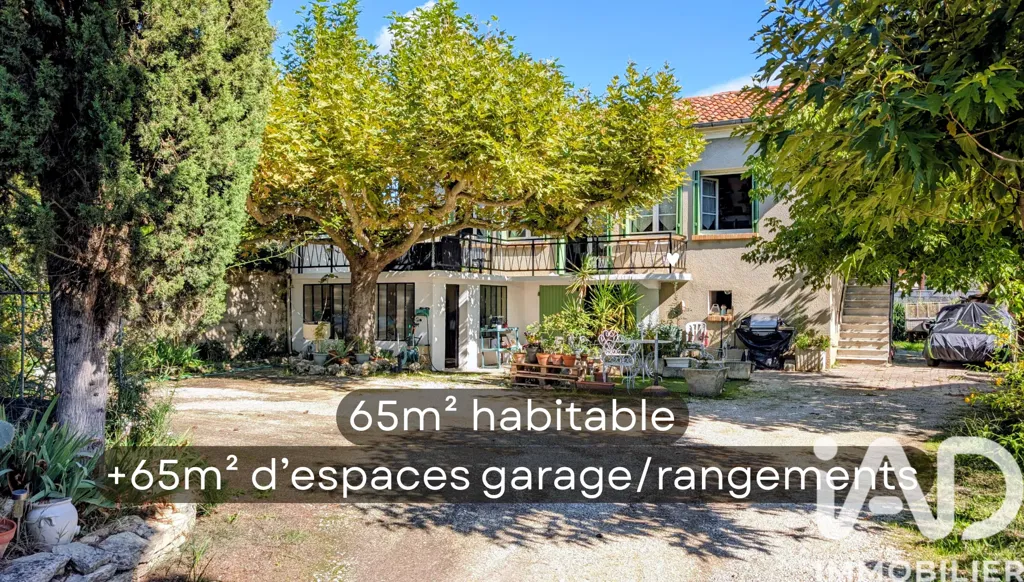 Extérieur - Maison avec Grand Terrain Arboré à Sarrians